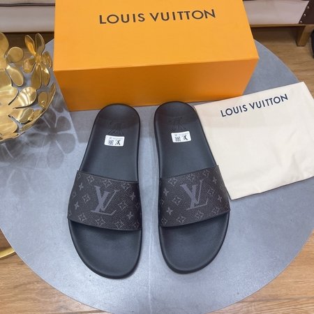 Louis Vuitton Latest slippers