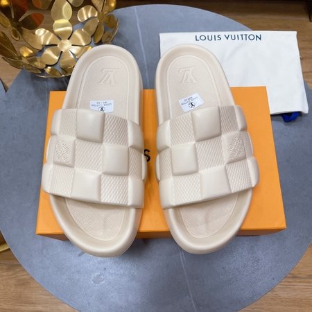 Louis Vuitton Waterfront sandals slippers