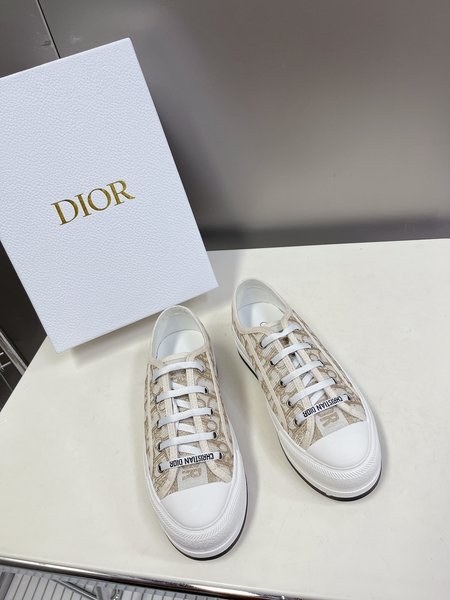 Dior Casual thick-soled cloth shoes