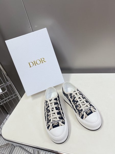 Dior Casual thick-soled cloth shoes