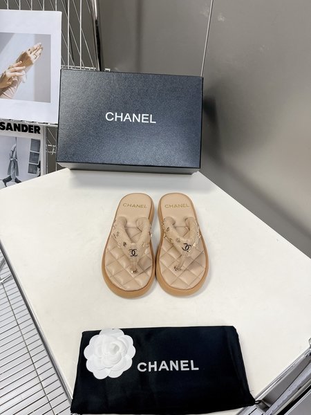 Chanel flip-up beach sandals