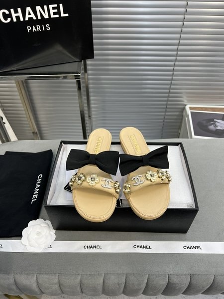 Chanel Bow flower buckle slippers