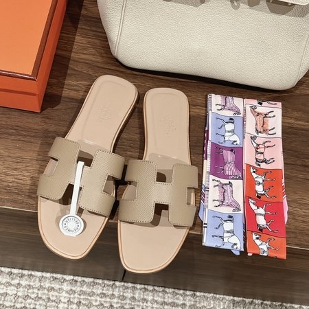 Hermes Original swift calfskin Oran sandals series H slippers