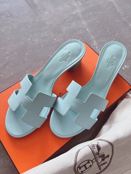 Hermes Oasis mid-heeled sandals