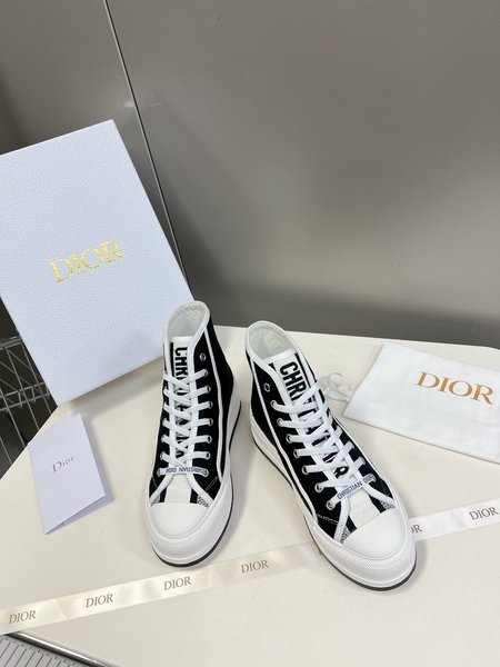 Dior Casual thick-soled cloth shoes