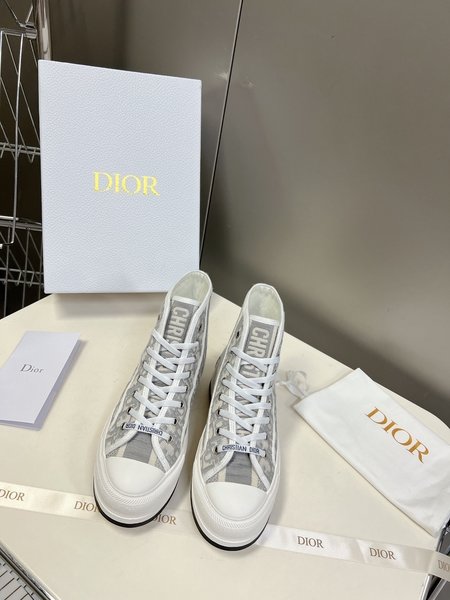 Dior Casual thick-soled cloth shoes