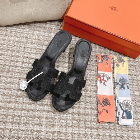 Hermes Oasis sandals series