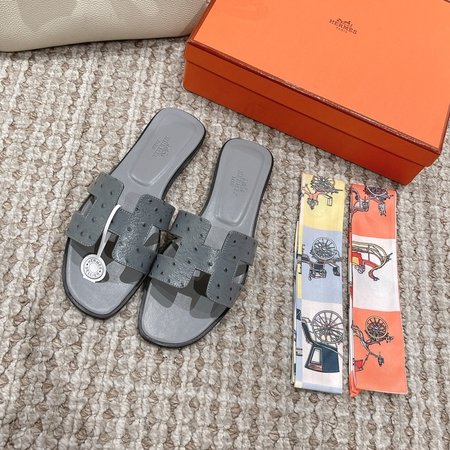 Hermes Oran sandals