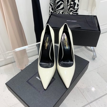 Yves Saint Laurent patent leather high heels