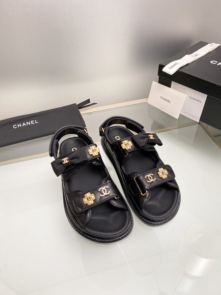 Chanel classic beach shoes