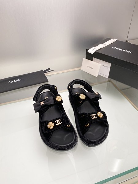 Chanel classic beach shoes