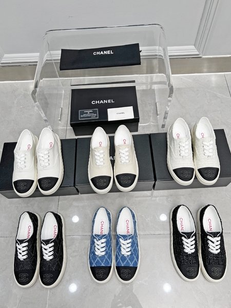 Chanel CC logo cushion show canvas shoes