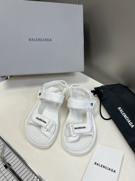Balenciaga Tourist series sandals