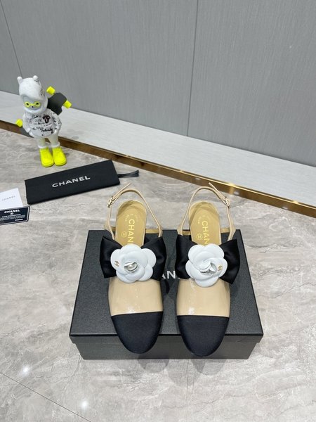 Chanel bow sandals
