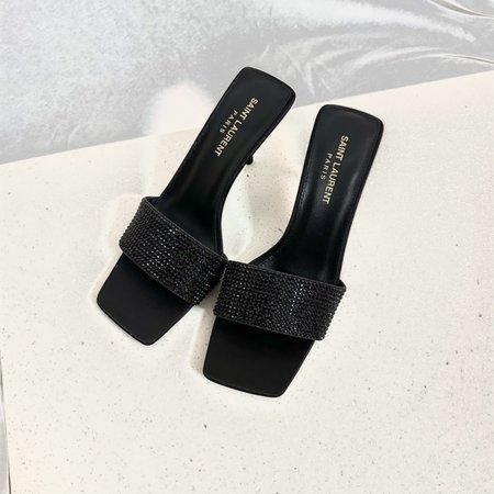 Yves Saint Laurent Imported sheepskin high heels