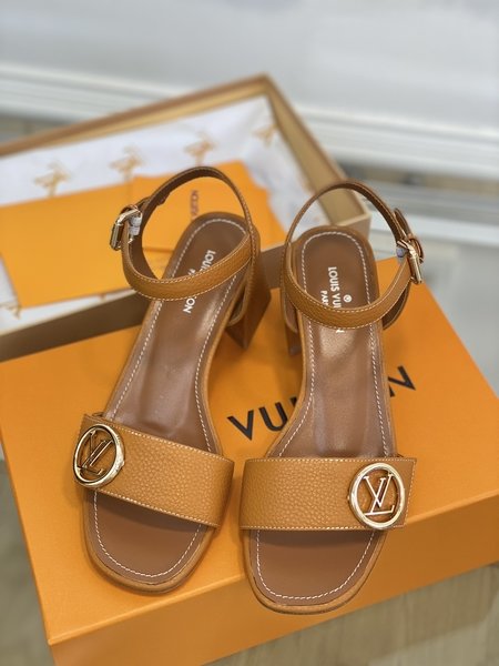 Louis Vuitton Patent leather square heel sandals