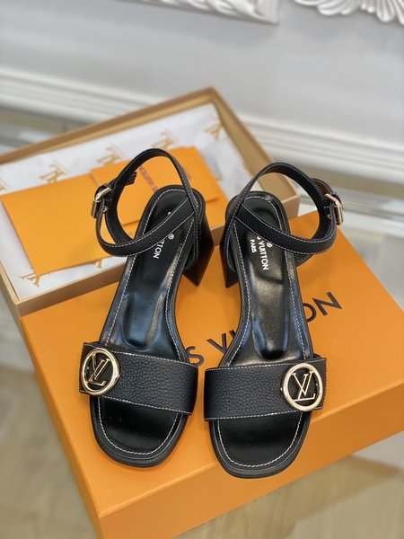 Louis Vuitton Patent leather square heel sandals