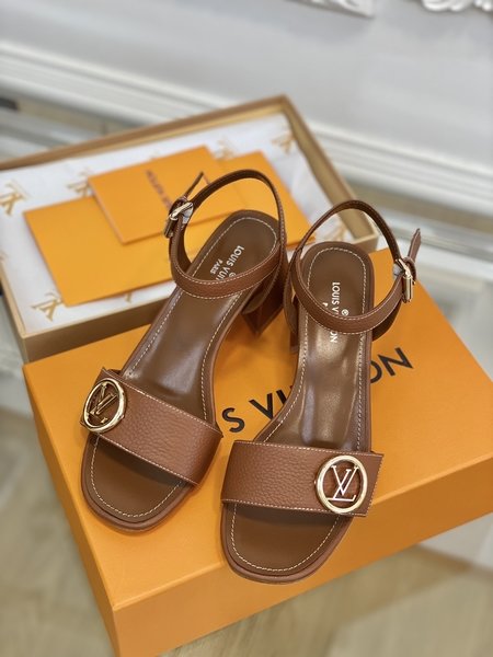 Louis Vuitton Patent leather square heel sandals