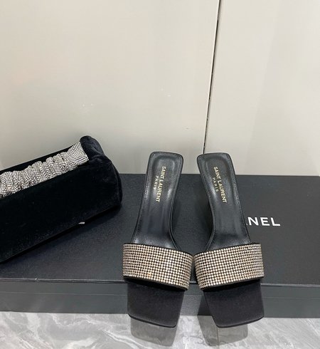 Yves Saint Laurent One-piece rhinestone slippers