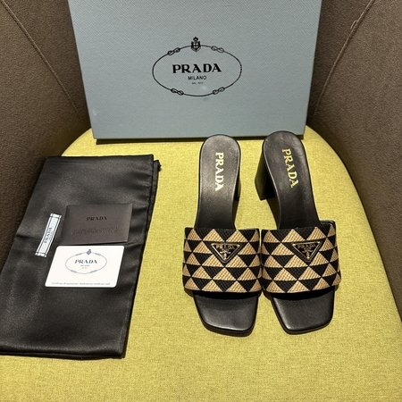 Prada graphic print slippers