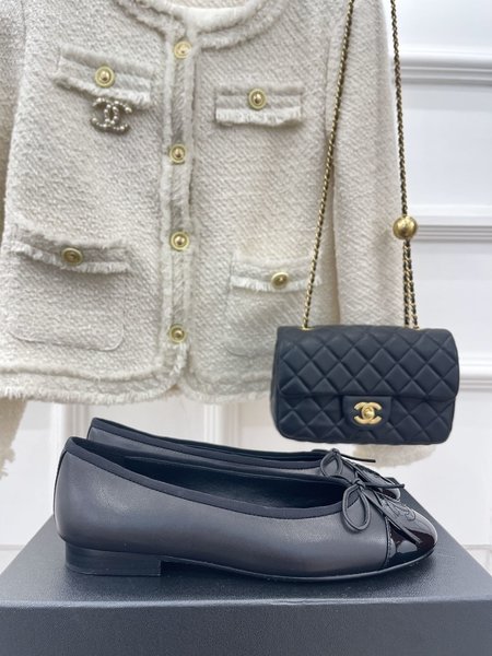 Chanel Xiaoxiang classic flat shoes