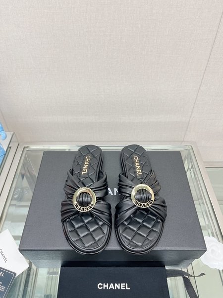 Chanel Cross strap round buckle slippers