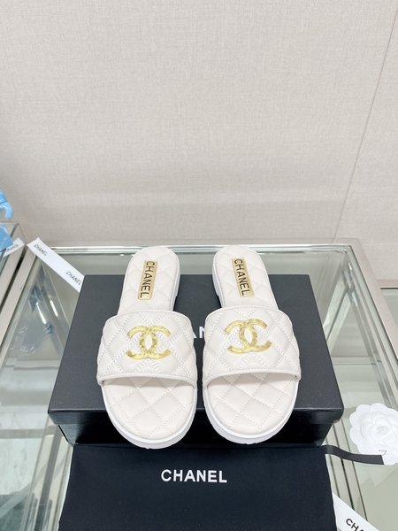 Chanel CC big gold buckle slippers