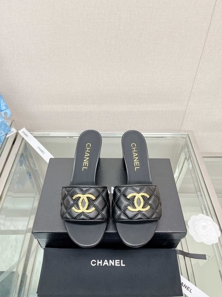 Chanel CC big gold buckle slippers