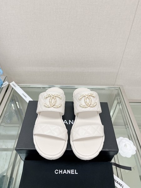 Chanel Thick sole double strap slippers