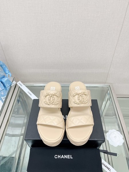 Chanel Thick sole double strap slippers