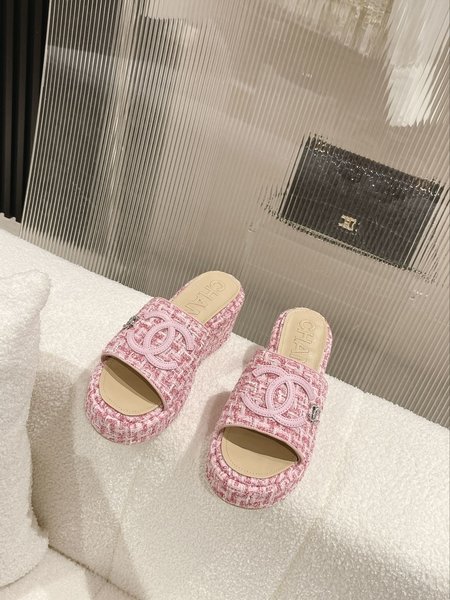 Chanel Thick sole woolen slippers