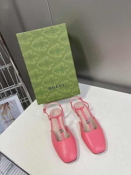 Gucci Imported cowhide hollow women s shoes