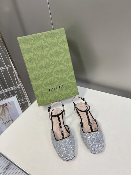 Gucci Imported cowhide hollow women s shoes