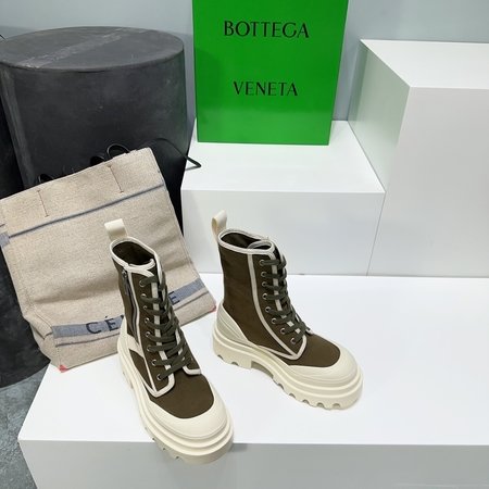 Bottega Veneta Couple style canvas short boots