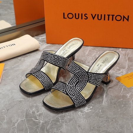 Louis Vuitton Italian genuine leather outsole slippers