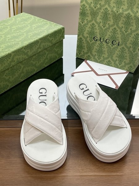 Gucci Cross strap slippers thick sole platform beach sandals