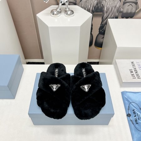 Prada Round toe triangular buckle furry shoes