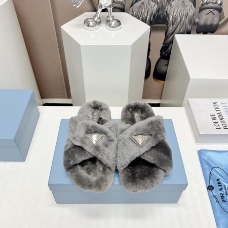 Prada Round toe triangular buckle furry shoes