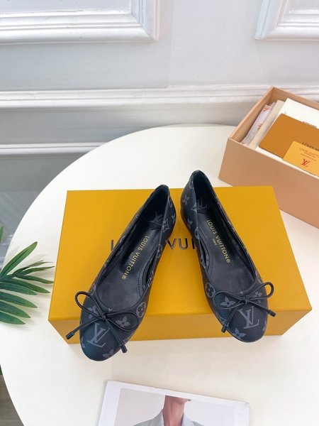 Louis Vuitton Flat bow ballet shoes