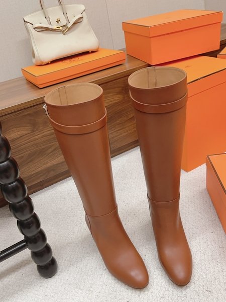 Hermes British retro design boots