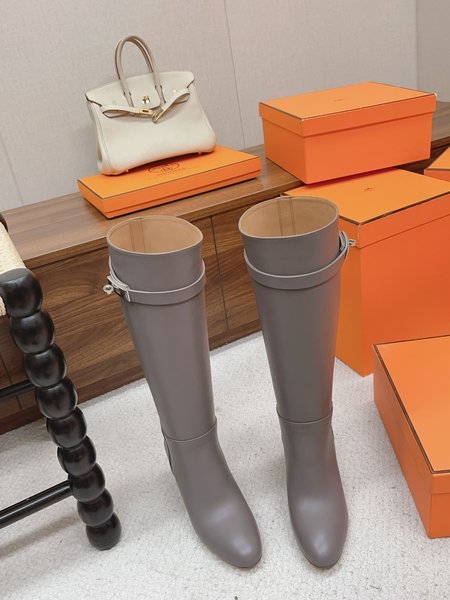 Hermes British retro design boots