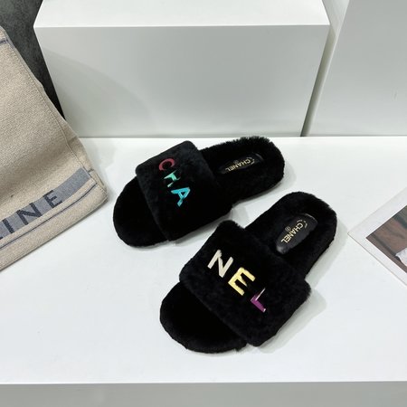 Chanel Colorful letter wool mops