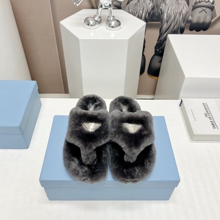 Prada Round toe triangular buckle furry shoes