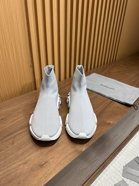 Balenciaga couple socks shoes