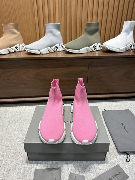 Balenciaga couple socks shoes