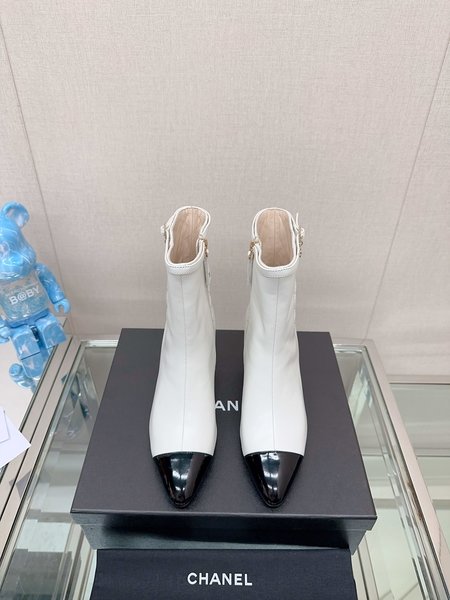 Chanel Back diamond thick heel short boots/boots