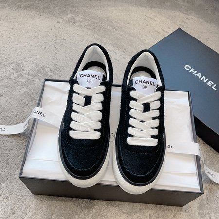 Chanel casual white sneakers