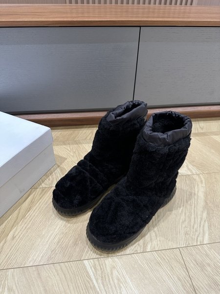 Dior wool snow boots