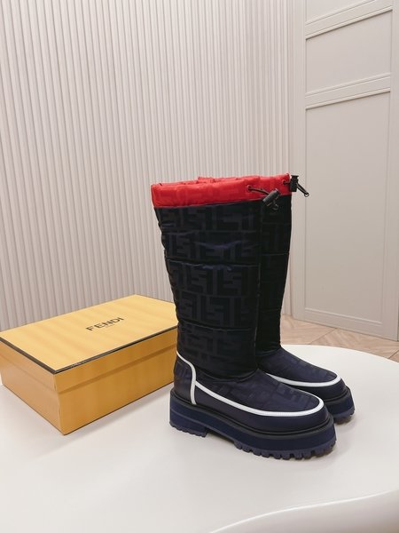 Fendi space cotton snow boots