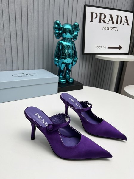 Prada The latest long boots, sandals, women s shoes, thin heels, empty backs, thick heels series